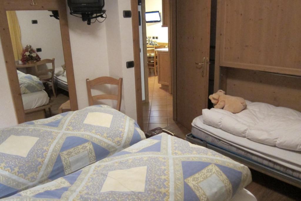 Chalet Del Sole Per Gruppi Livigno Pokój zdjęcie