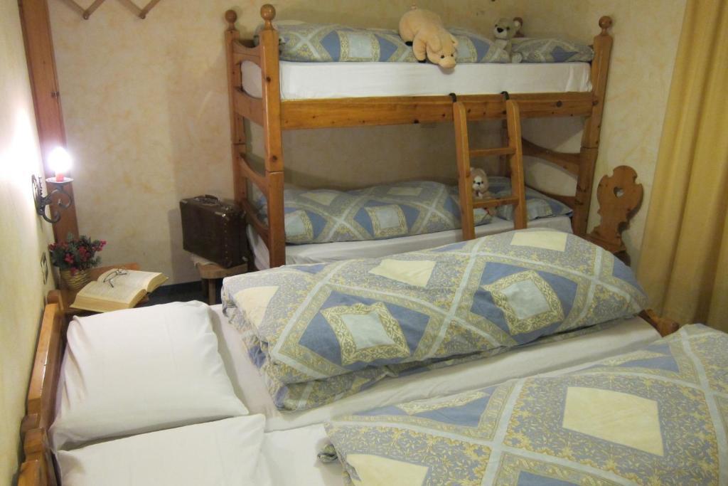 Chalet Del Sole Per Gruppi Livigno Pokój zdjęcie
