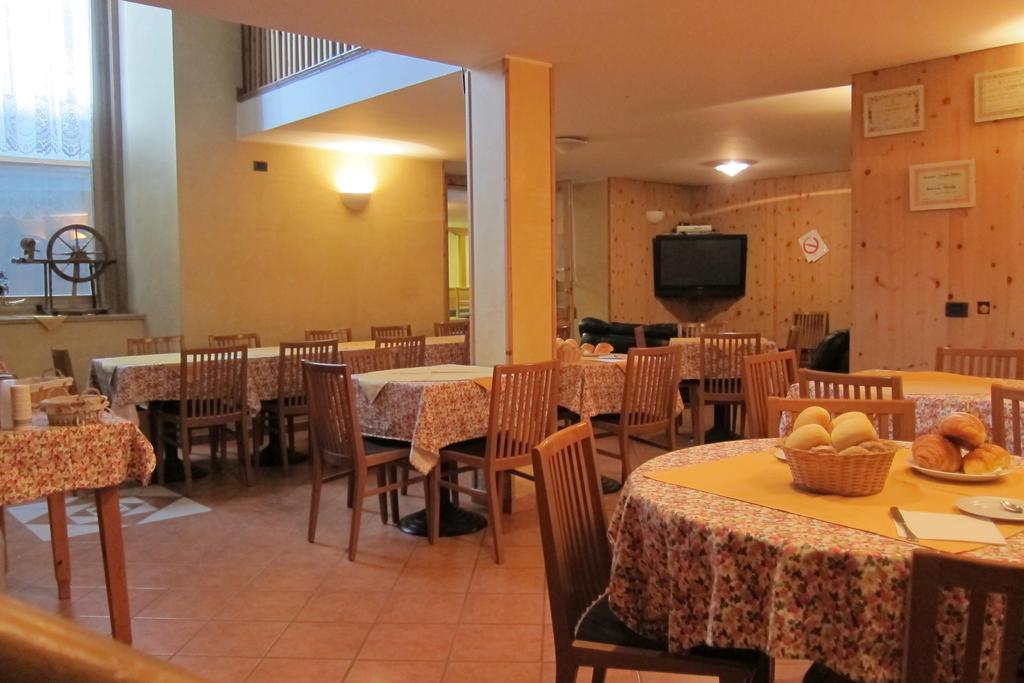 Chalet Del Sole Per Gruppi Livigno Zewnętrze zdjęcie