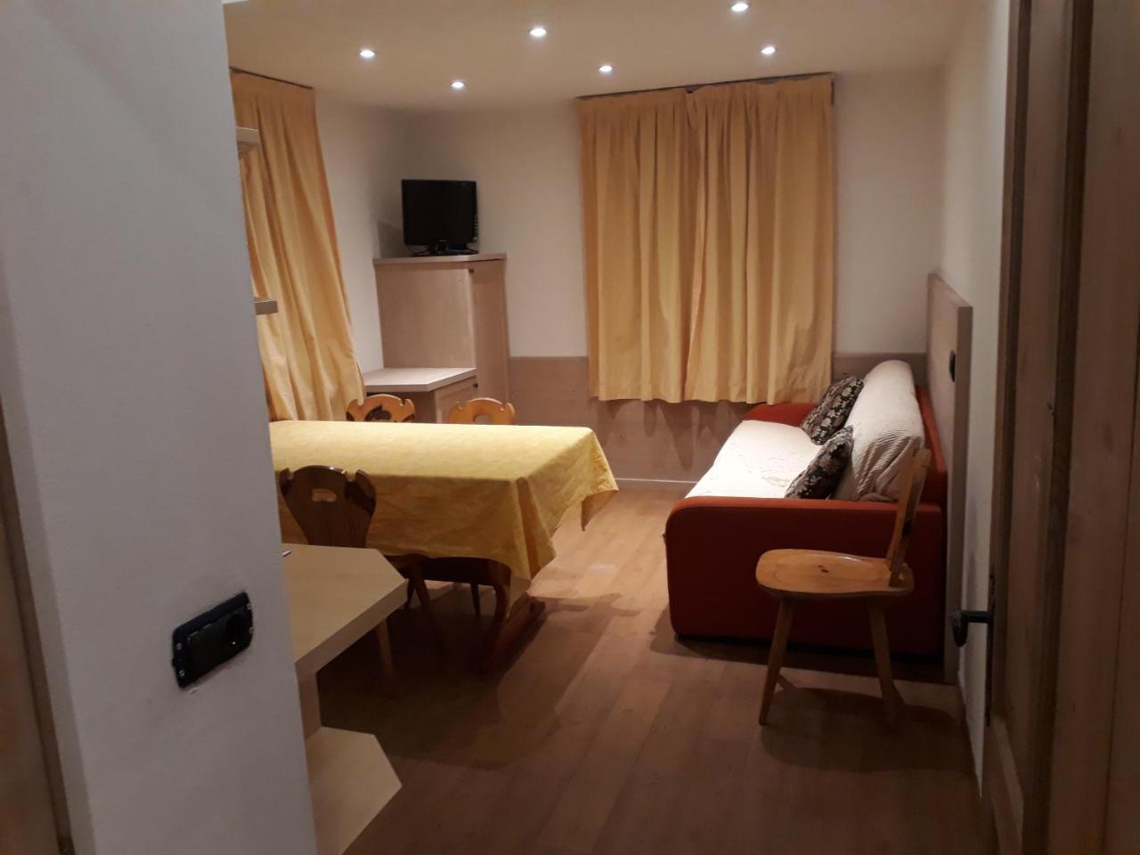 Chalet Del Sole Per Gruppi Livigno Zewnętrze zdjęcie