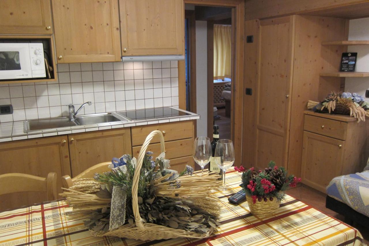 Chalet Del Sole Per Gruppi Livigno Pokój zdjęcie